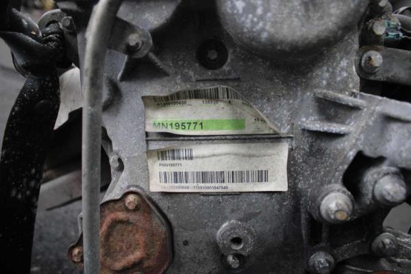 MOTEUR MITSUBISHI 1.3 ESSENCE CODE: A4A90/M135930 - Vue 7